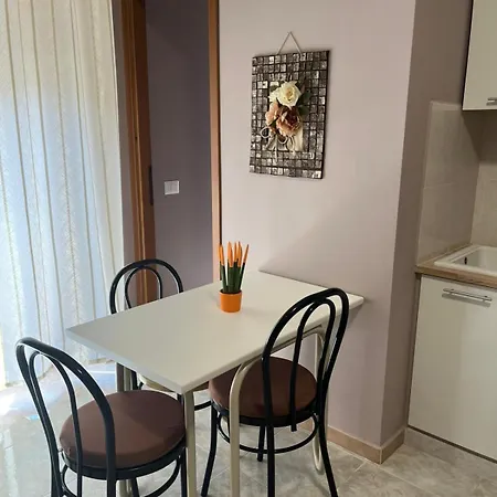 דירה Monolocale Accogliente Con Angolo Cottura